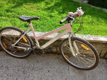 Vélo enfant fille , XS 140 / 156 cm beschikbaar voor biedingen