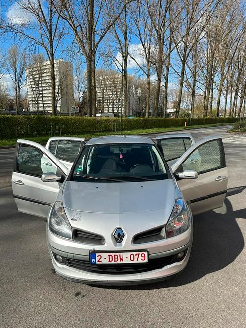 clio 3, Auto's, Renault, Particulier, Clio, ABS, Airbags, Airconditioning, Android Auto, Bluetooth, Bochtverlichting, Boordcomputer