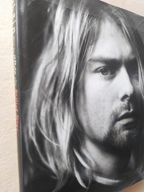 boek: Cobain - door de redactie van Rolling Stone, Boeken, Muziek, Gelezen, Artiest, Ophalen of Verzenden