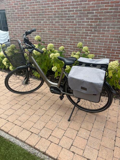 Elektrische fiets Trek District +3 – inclusief tassen & mand, Fietsen en Brommers, Elektrische fietsen, Gebruikt, Overige merken