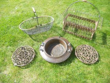 Rattan - rieten mand + ijzer/metaal (tuin/terras/veranda) L beschikbaar voor biedingen