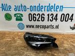 OPEL CORSA F VOL LED KOPLAMP RECHTS 39162659 ALLES LEVERBAAR, Opel, Gebruikt, Ophalen of Verzenden