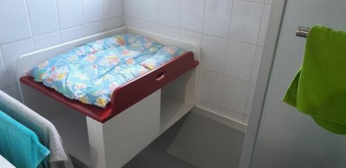 Table à langer., Enfants & Bébés, Chambre d'enfant | Commodes & Armoires, Comme neuf, Moins de 90 cm, Moins de 75 cm, 70 cm ou plus