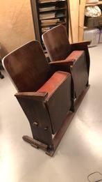 Antieke cinemastoelen, Enlèvement