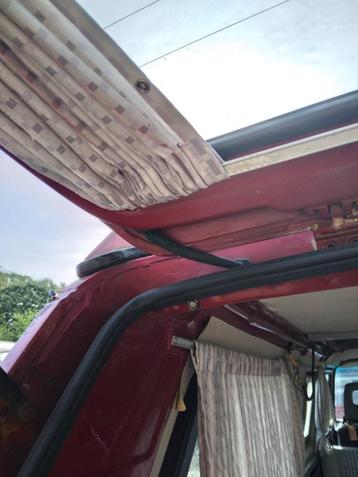 VW T3 Rubber 321971840 voor Achterklep met Verwarmde Ruit beschikbaar voor biedingen