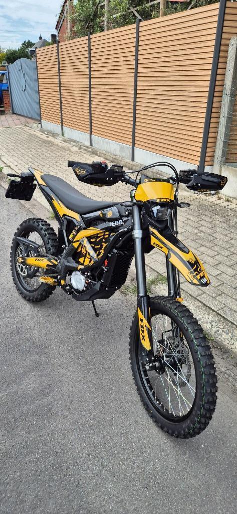 Sur-Ron Ultra Bee (2024) – 600 km – Zeer goede staat, Motoren, Motoren | Overige merken, Particulier, Enduro, 12 t/m 35 kW, Traction Control