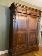 Antieke vestiere kast, Ophalen