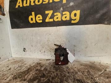 Remklauw (Tang) rechts-voor van een Volkswagen Polo beschikbaar voor biedingen