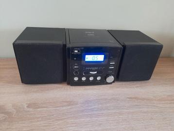 Mooie stereo radio, cd speler beschikbaar voor biedingen