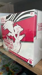 Etb pokemon ev10.5 Flamme blanche scellage 10/10, Ophalen, Nieuw