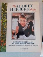 Bij Audrey Hepburn thuis, nieuw., Nieuw, Luca Dotti met Luigi Spinola, Ophalen of Verzenden