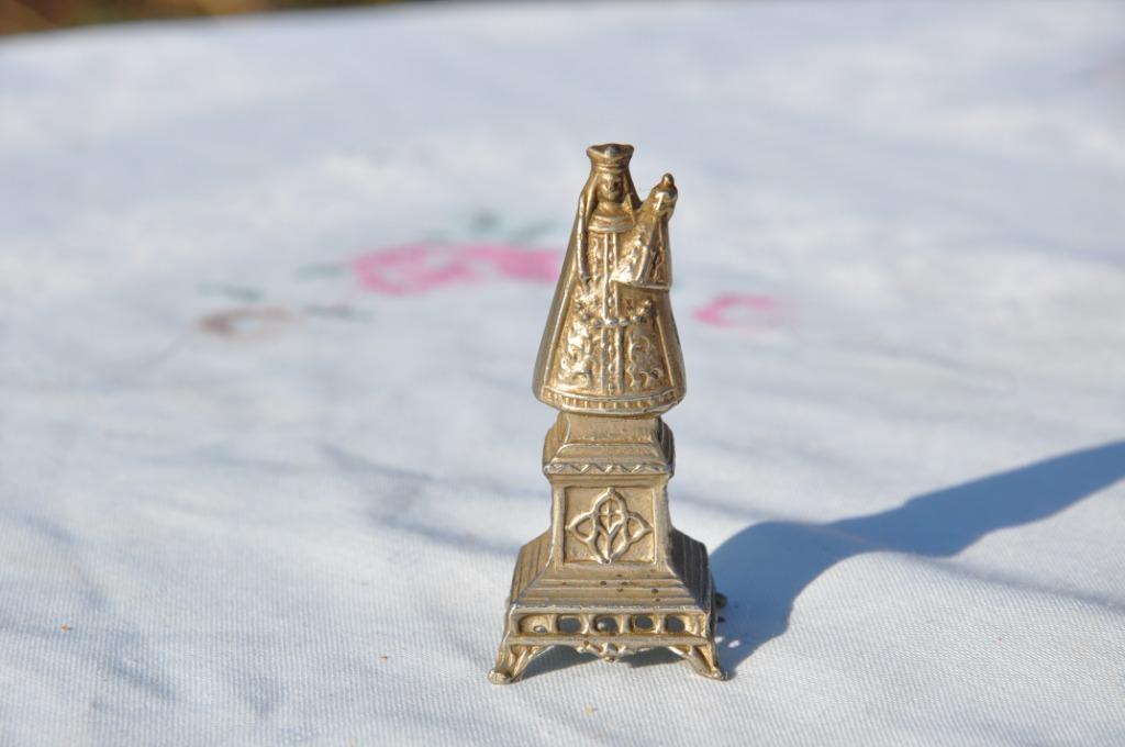 vierge a l'enfant en regule tanco, Antiquités & Art, Antiquités | Objets religieux, Enlèvement ou Envoi