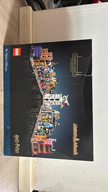 Lego harry potter diagon alley beschikbaar voor biedingen