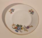 "W" made in Czechoslovakia - set van 2 dessertbordjes, Antiek en Kunst, Ophalen