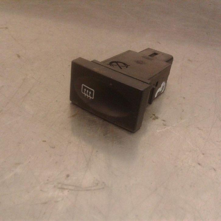 INTERRUPTEUR DEGIVRAGE LUNETTE ARRIÈRE Korando Cabrio (KJ), Autos : Pièces & Accessoires, Tableau de bord & Interrupteurs, SsangYong