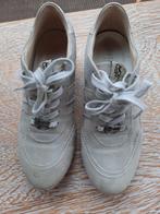Mooie sneakers DLSport - 38, Ophalen of Verzenden, Zo goed als nieuw, Sneakers, Grijs
