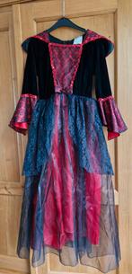 Vanpieren kleed in zwart en rood., Kinderen en Baby's, Carnavalskleding en Verkleedspullen, Ophalen, Zo goed als nieuw