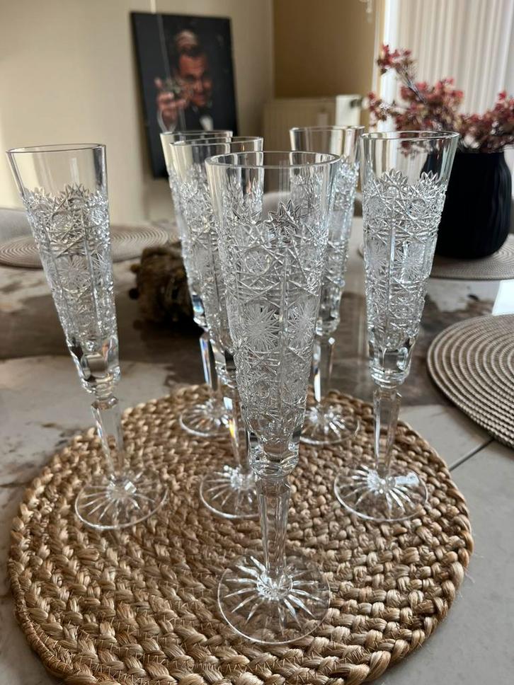 Kristallen glazen met toebehoren, Collections, Porcelaine, Cristal & Couverts, Comme neuf, Enlèvement