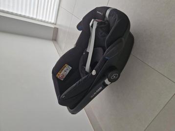 Maxi cosi beschikbaar voor biedingen