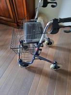 De rollator is voorzien van een groot boodschappentas . even, Divers, Enlèvement, Comme neuf