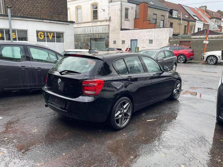 BMW 1 Serie – Benzine– Met keuring – 89.950 km - 2012, Auto's, BMW, Particulier, 1 Reeks, ABS, Airbags, Airconditioning, Bluetooth