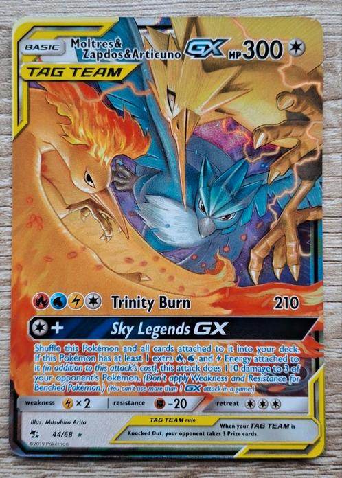 Pokémon kaart Moltres & Zapdos & Articuno GX 44/68 2019, Hobby en Vrije tijd, Verzamelkaartspellen | Pokémon, Zo goed als nieuw