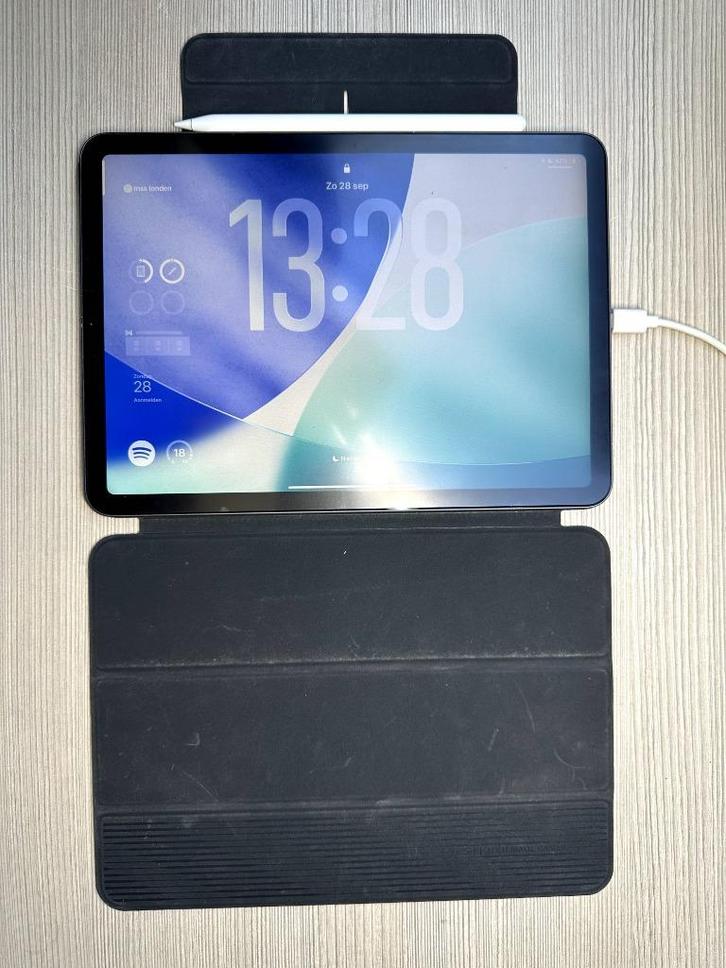 iPad Air 4 (256GB) + Apple Pencil 2 + Case + Screenprotector, Computers en Software, Apple iPads, Zo goed als nieuw, Apple iPad Air