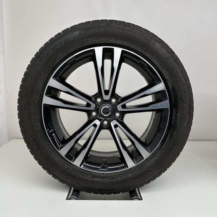 Volvo 19 inch inscription velgen + winterbanden XC60 2018-, Auto-onderdelen, Banden en Velgen, Banden en Velgen, Winterbanden