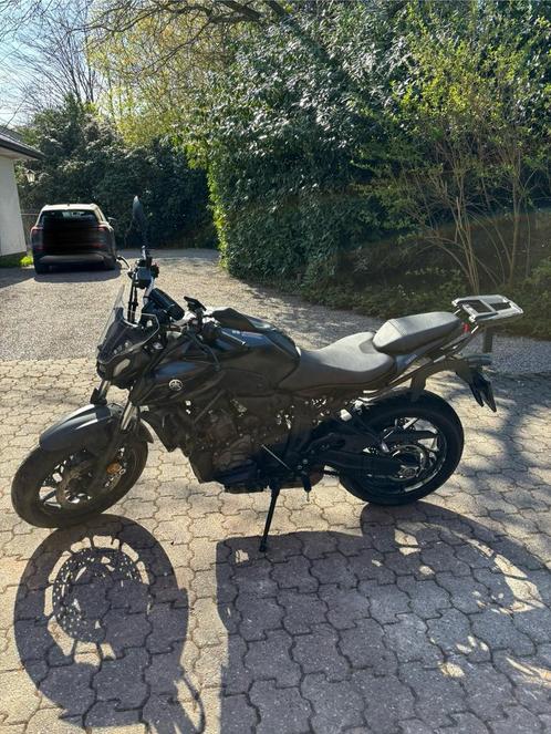 Yamaha MT-07 Black 2022 Met Zijkoffers En Topcase, Motoren, Motoren | Yamaha, Particulier, Naked bike, meer dan 35 kW, 2 cilinders
