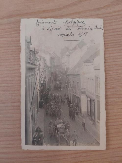 2 postkaarten militair uittocht Duitsers in Tienen nov 1918, Verzamelen, Postkaarten | Themakaarten, Ongelopen, Voor 1920, Politiek en Historie