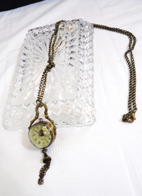 Montre de poche montre boule avec chaîne😍👀🕐🤗🎁👌, Antiquités & Art, Curiosités & Brocante, Enlèvement ou Envoi