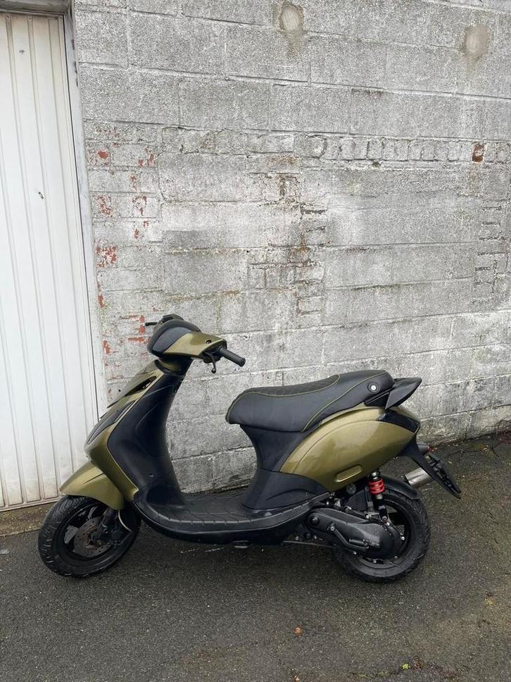 Piaggio zip 70cc A-klasse, Fietsen en Brommers, Scooters | Piaggio, Zo goed als nieuw, Zip, Benzine, Ophalen of Verzenden
