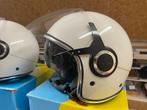 Twee mooie originele vespa helmen, Autres marques, Femmes, Seconde main, Enlèvement