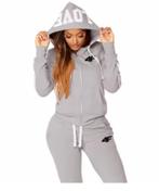 Prachtig trainingspak voor dames met capuchon - Love, Kleding | Dames, Sportkleding, Ophalen of Verzenden, Nieuw, Maat 38/40 (M)