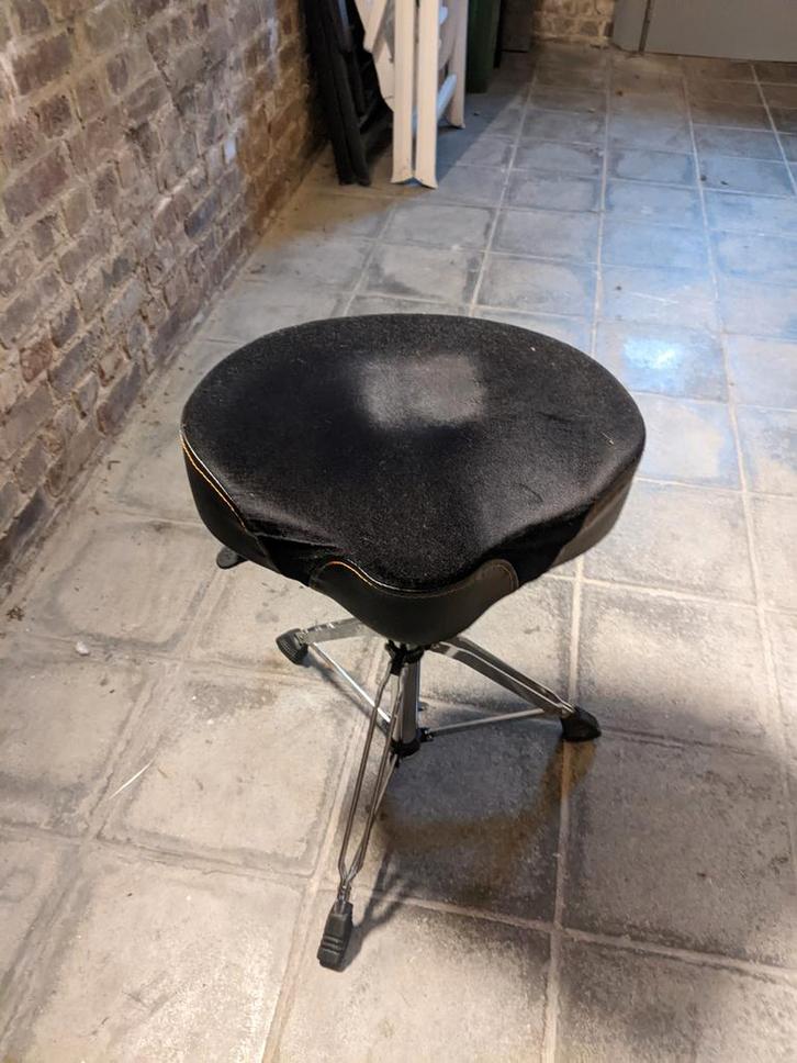 Roland RDT-SH drumkruk, Musique & Instruments, Batteries & Percussions, Utilisé, Roland, Enlèvement