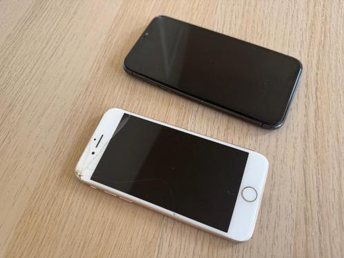 iPhone 8 & iPhone 11 – Herstelling nodig – met draadloze oor, Telecommunicatie, Mobiele telefoons | Apple iPhone, Gebruikt, iPhone 8