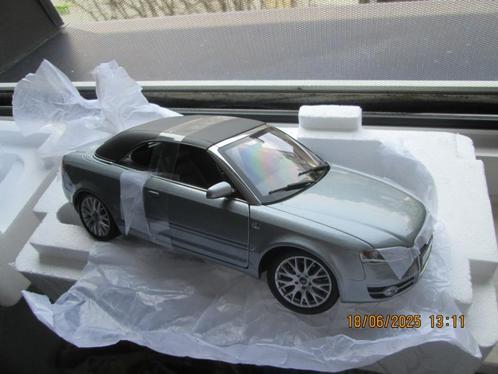 Audi A 4 Cabrio graum. 1:18 Norev, Hobby en Vrije tijd, Modelauto's | 1:18, Zo goed als nieuw, Auto, Norev, Ophalen of Verzenden