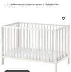 Baby bed met matras wit, Ophalen, Gebruikt, 190 cm of minder, Bedbodem