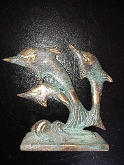354) metalen beeldje "3 dolfijnen", Antiek en Kunst, Kunst | Beelden en Houtsnijwerken, Ophalen of Verzenden