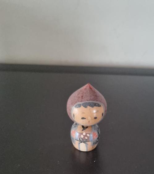 Vintage Donguri (Acorn/Eikeltje) Kokeshi, Antiek en Kunst, Kunst | Beelden en Houtsnijwerken, Verzenden
