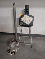 Diaprojector en bijhorende, Ophalen, Zo goed als nieuw, Met scherm