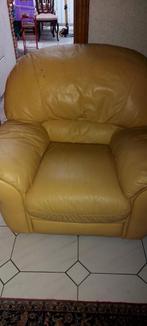 Gele leren fauteuil, Ophalen, Gebruikt, Leer