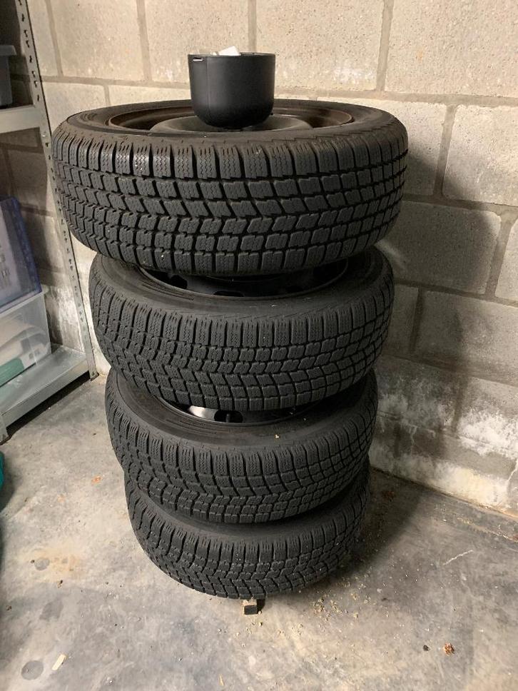 Winterbanden op velg, Auto-onderdelen, Banden en Velgen, Banden en Velgen, Winterbanden, 15 inch, 195 mm, Ophalen