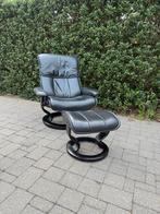 Stressless relax + voetbank leder, Ophalen, Zo goed als nieuw