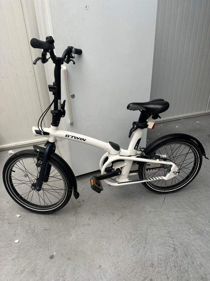 2 vouwfietsen BTWIN met rubberen ketting draaggewicht 110 kg, Fietsen en Brommers, Fietsen | Vouwfietsen, Zo goed als nieuw, Ophalen