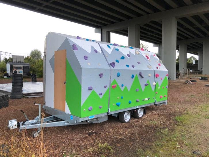 Blouder - klimtrailer: 5 meter bij 2,2 meter klimplezier, Sport en Fitness, Klimsport, Nieuw, Ophalen