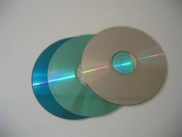 Gratis CD-schijven beschikbaar voor biedingen