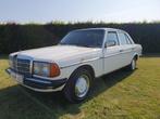 Mercedes 200 Oldtimer, Auto's, Beige, Mercedes-Benz, Bedrijf, 5 deurs
