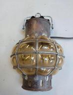 Lampe marine en cuivre et verre soufflé, début du XXe siècle, Enlèvement, Verre