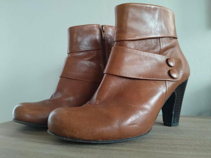 Cognac laarsjes Zapa negra vintage look, Kleding | Dames, Schoenen, Gedragen, Lage of Enkellaarzen, Bruin, Ophalen of Verzenden